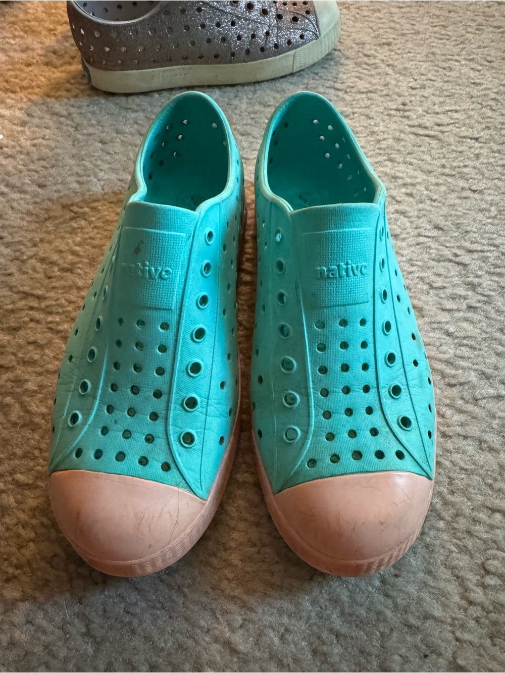 Native Kids Slip-On Water Shoes in Teal with Pale Pink Toe